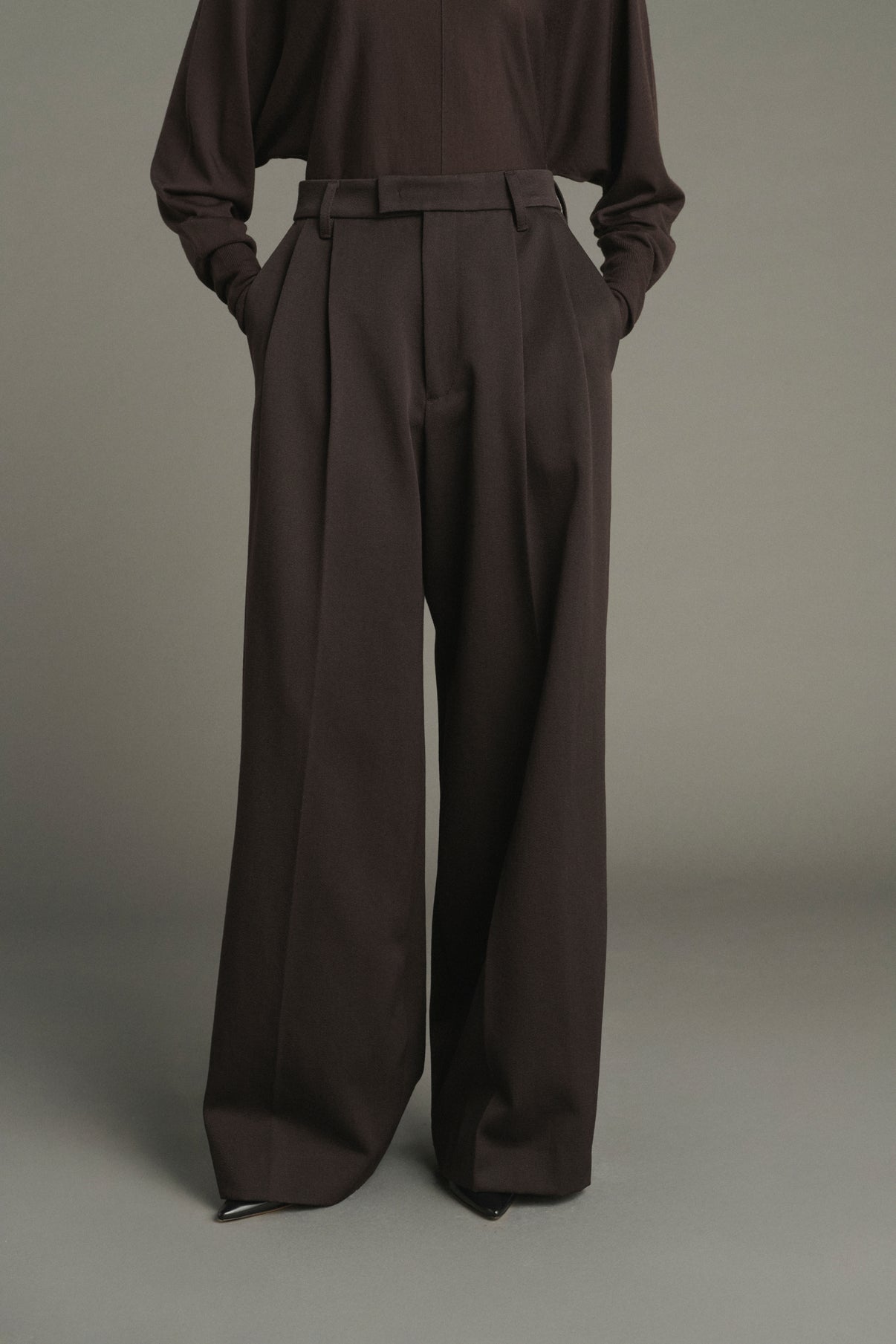 Laumiere Trousers - Ebony - Wool - Women vue 3