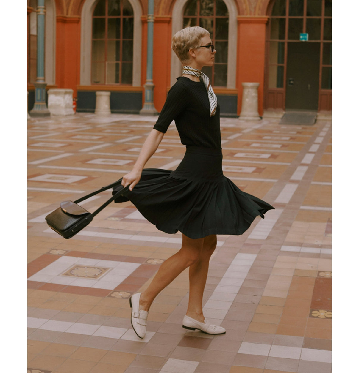 RED Jumper DELON vue 24